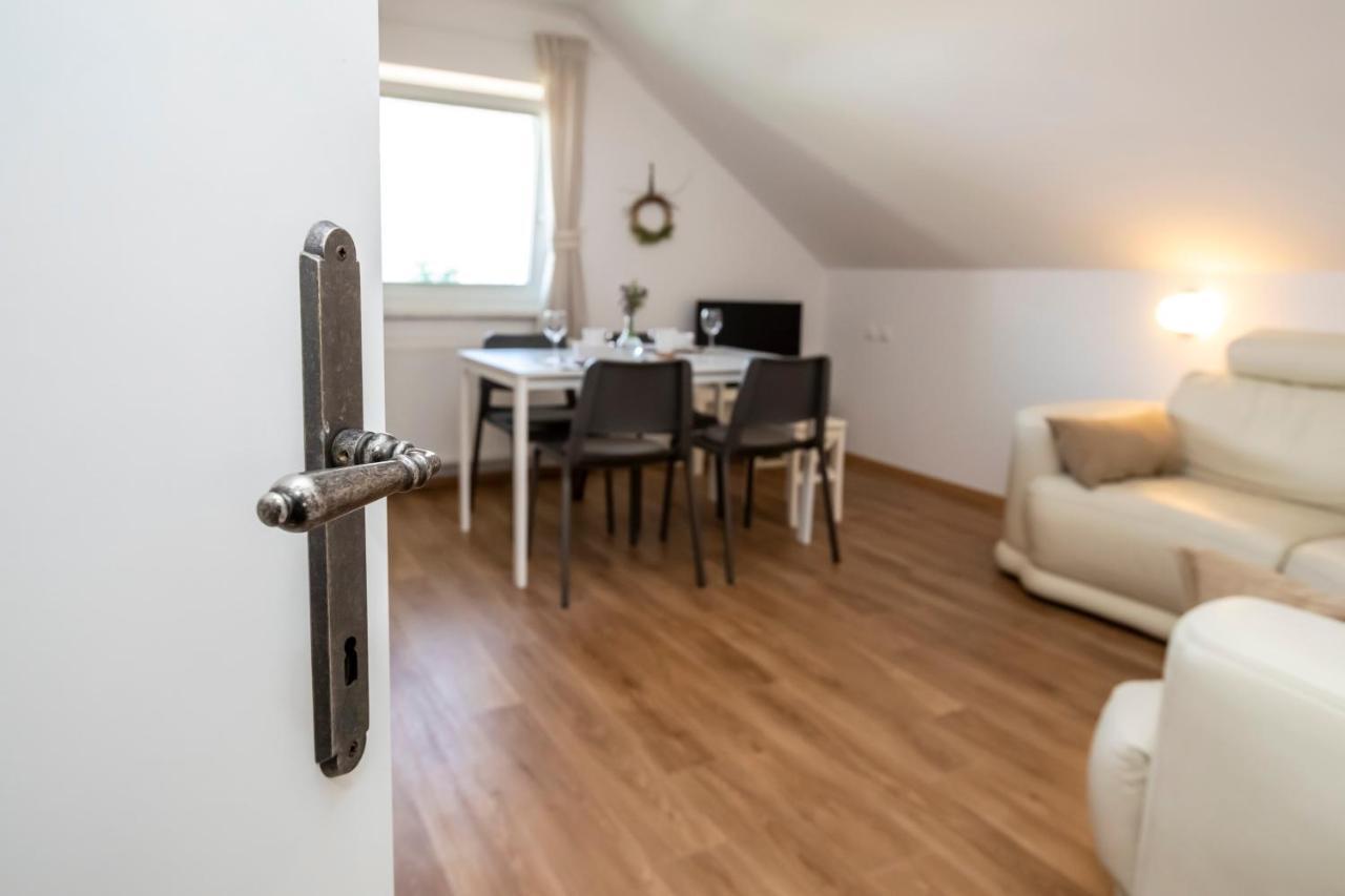 Apartmaji Rauter Бохинь Экстерьер фото